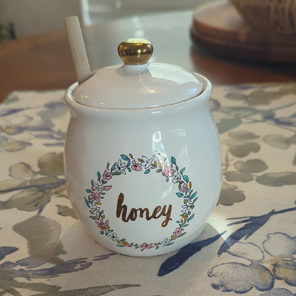 Threshold White Ceramic Honey Jar with Lid and Dipper